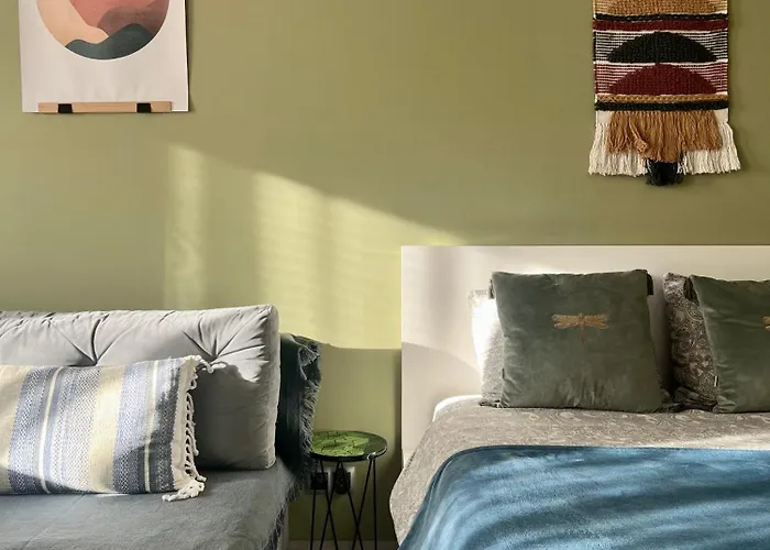 Roztocka Studio, Free Parking, 1 Tram To The & Pge National Stadion, By Cosmo Spirit * Varsovia