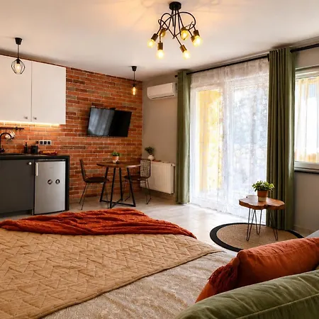 Roztocka Studio, Free Parking, 1 Tram To The & Pge National Stadion, Ac By Cosmo Spirit Apartment