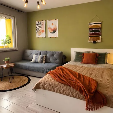 Roztocka Studio, Free Parking, 1 Tram To The & Pge National Stadion, Ac By Cosmo Spirit *