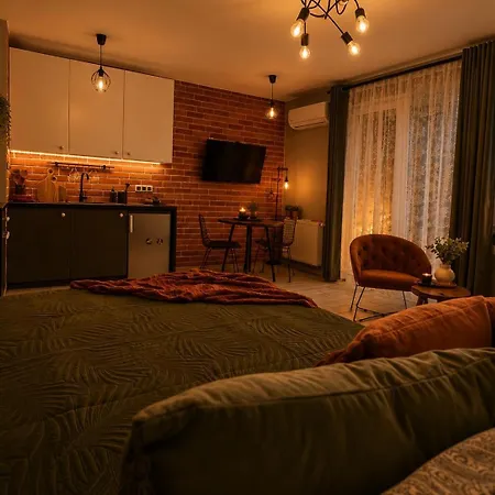 Roztocka Studio, Free Parking, 1 Tram To The & Pge National Stadion, Ac By Cosmo Spirit Warszawa