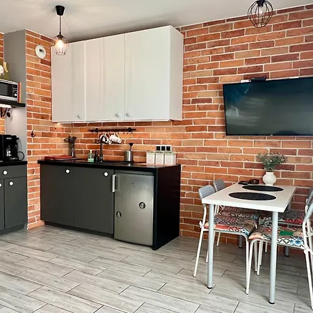 Roztocka Studio, Free Parking, 1 Tram To The & Pge National Stadion, By Cosmo Spirit Apartman *